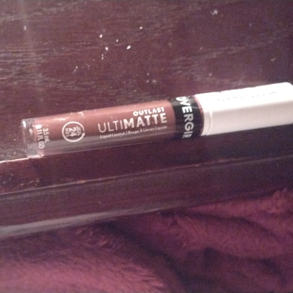 Liquid lipstick